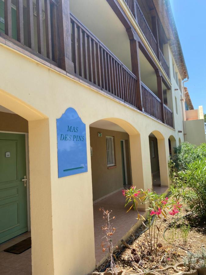 Appart. Vue Mer Avec Piscine - Golfe De St Tropez Les Issambres Exterior photo